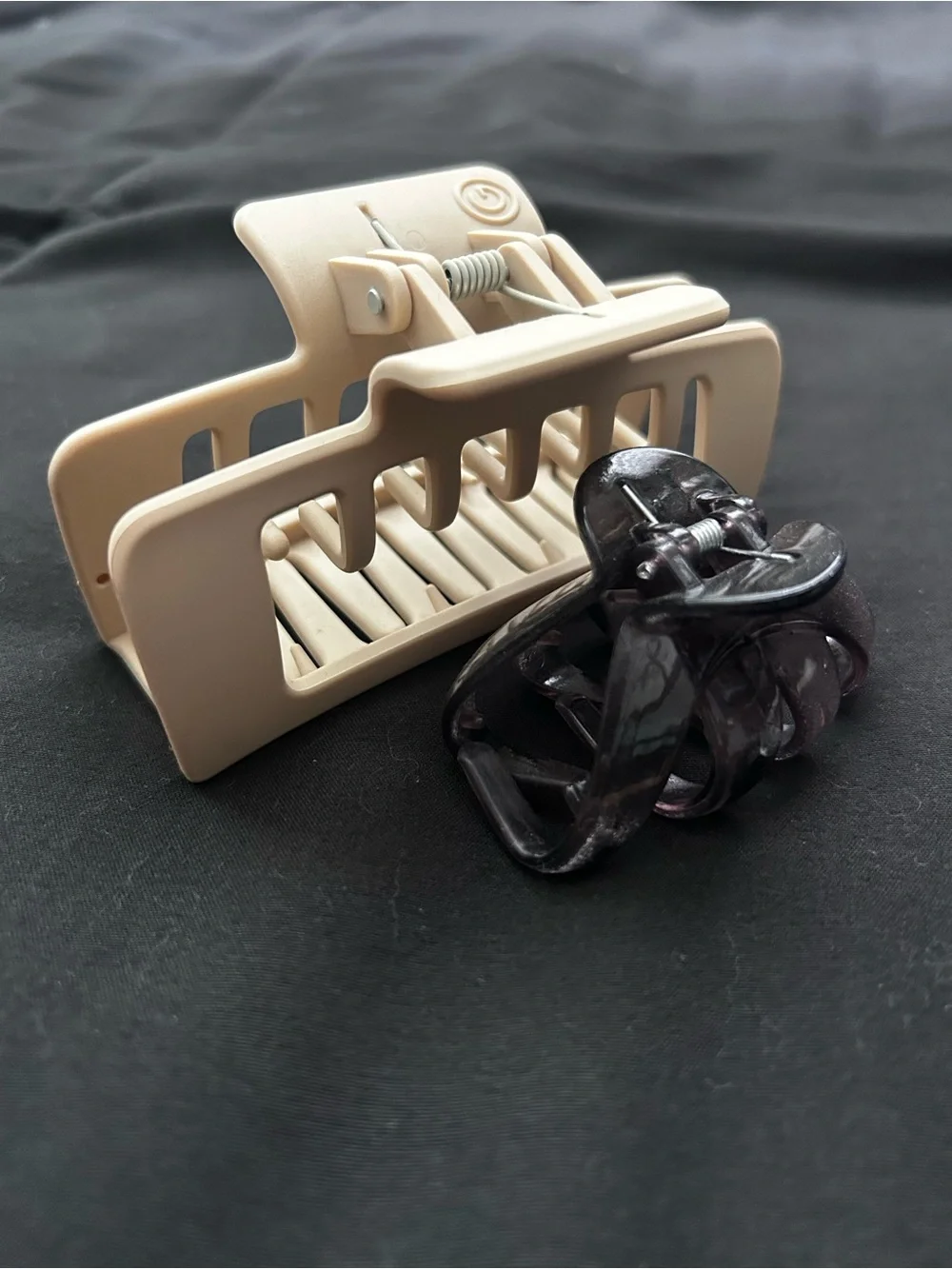 Blank Beige and Dark Brown Hair Claw Clips - Men Grooming